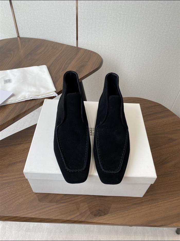 20251128174315496 370